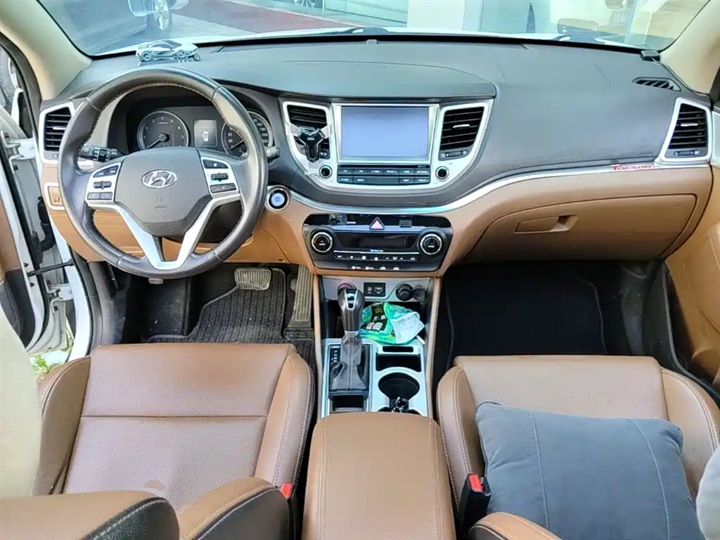 Hyundai Tucson 2016 — фото 10
