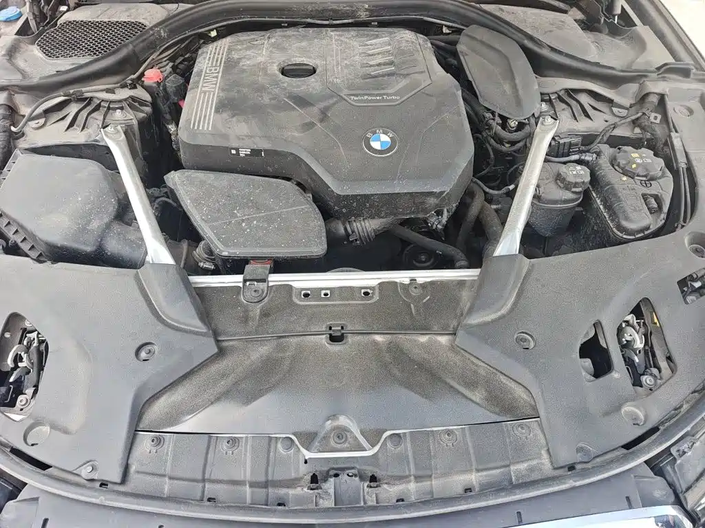BMW 5 Series 2023 — фото 16