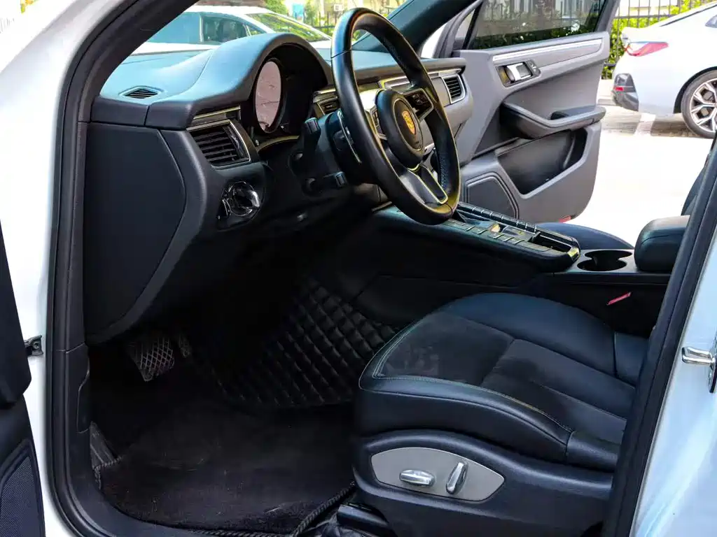 Porsche Macan 2018 — фото 4