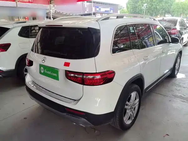 Mercedes-Benz GLB 2021