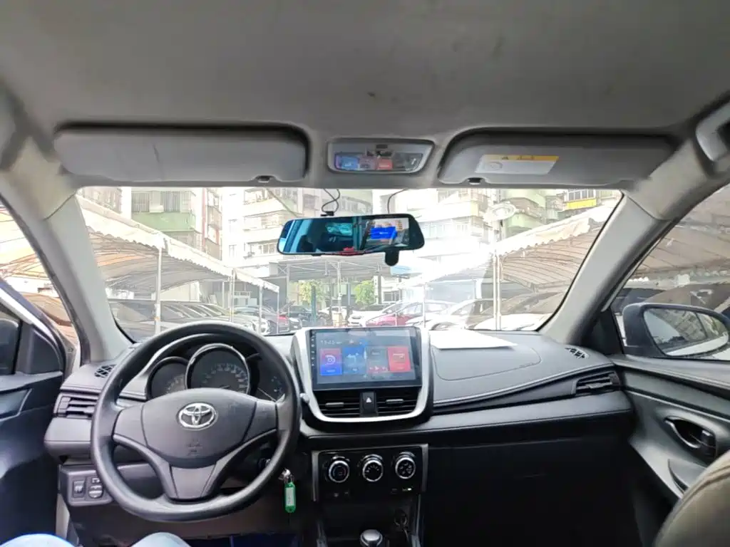 Toyota Vios 2017 — фото 18