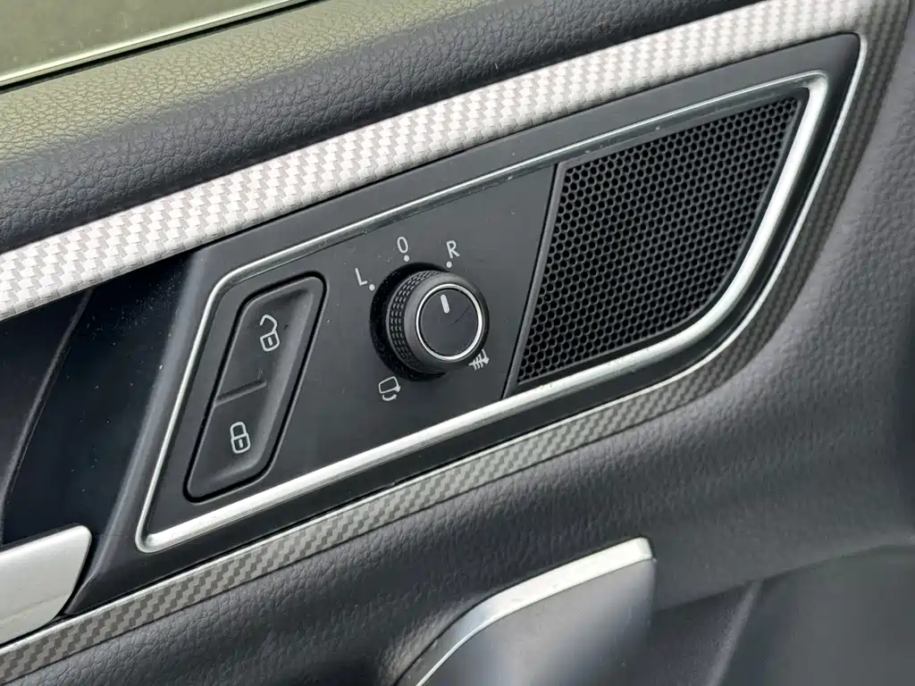 Volkswagen Golf Sportsvan 2020 — фото 12