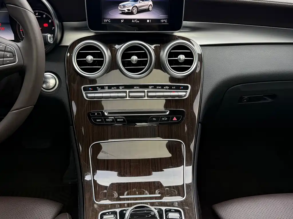 Mercedes-Benz GLC 2018