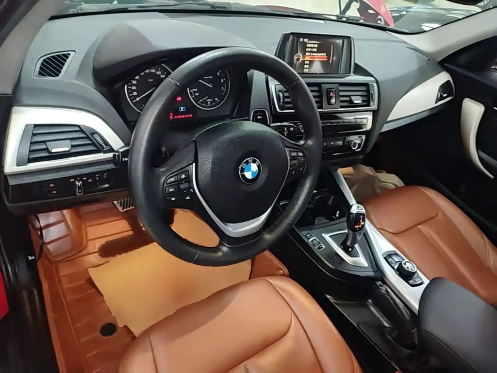 BMW 1 Series 2015 — фото 10