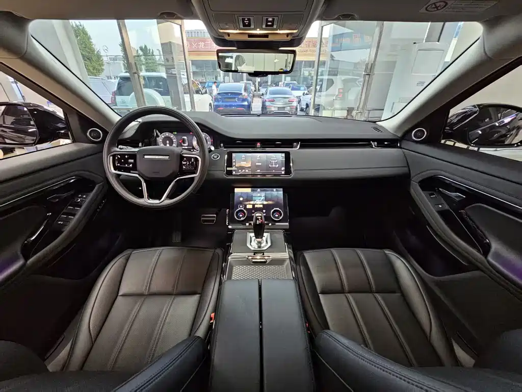 Land Rover Range Rover Evoque 2024 — фото 16