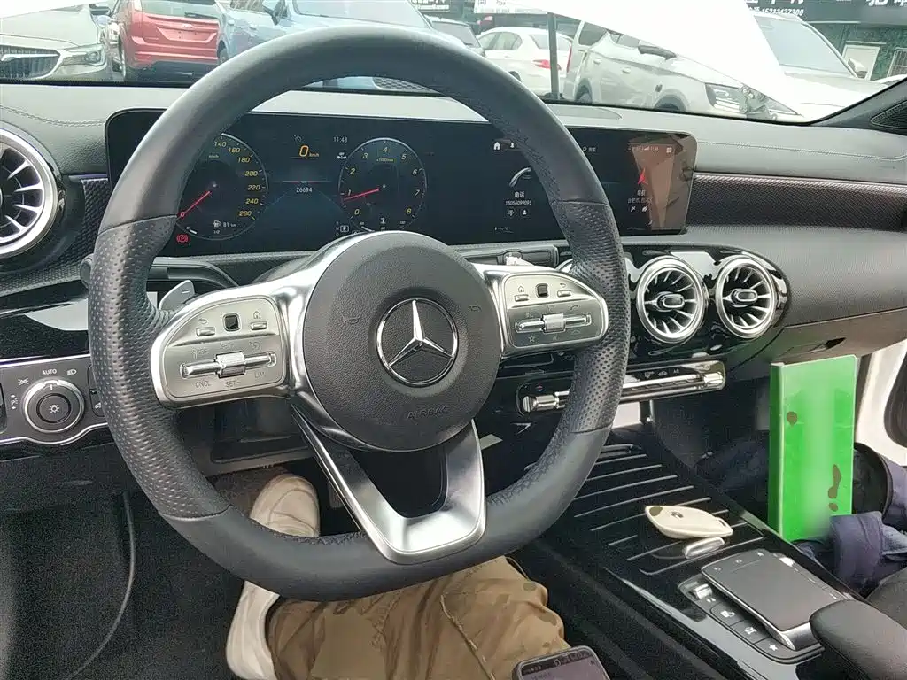 Mercedes-Benz A-Class 2023 — фото 10
