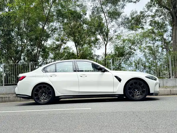 BMW M3 2025