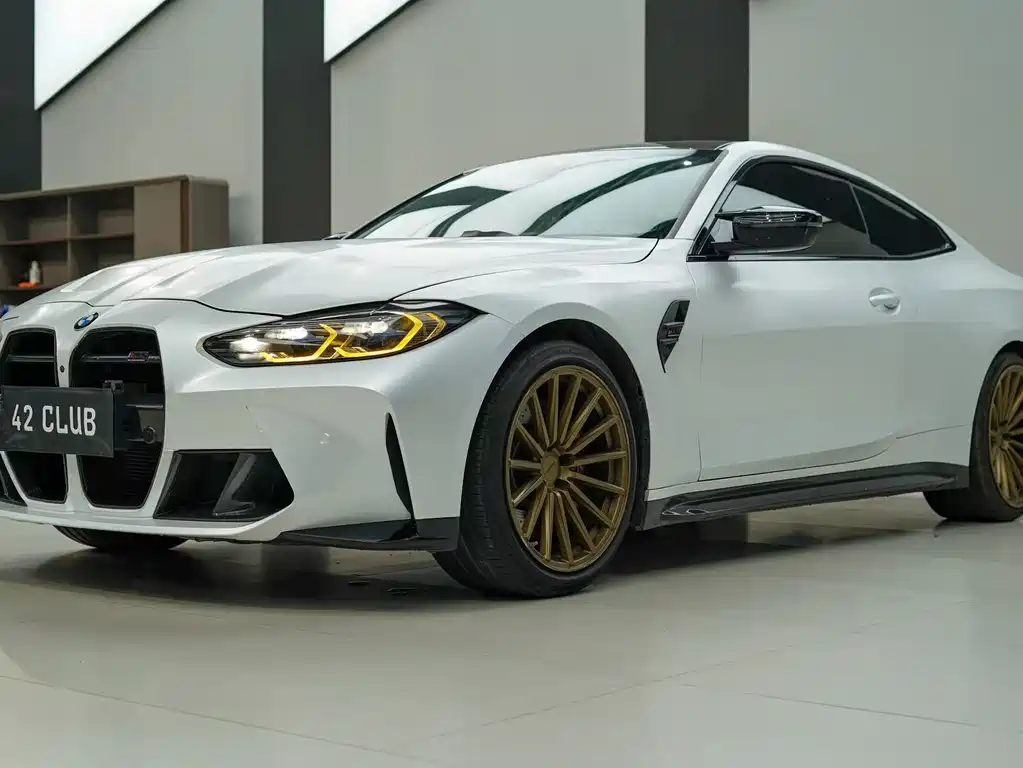 BMW M4 2022 — фото 4