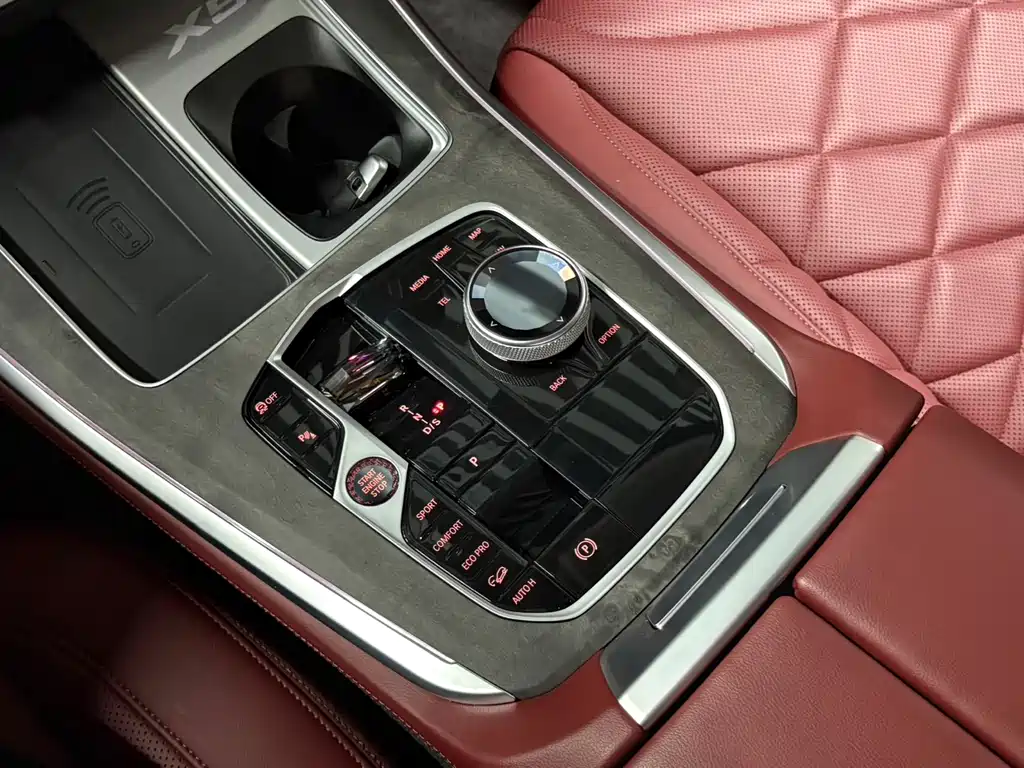 BMW X5 2025 — фото 10