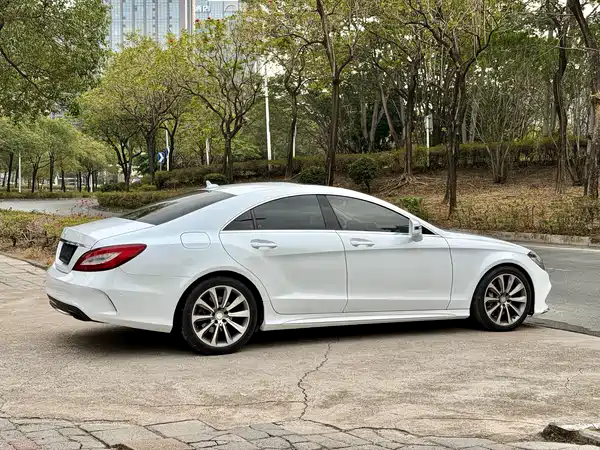 Mercedes-Benz CLS 2015