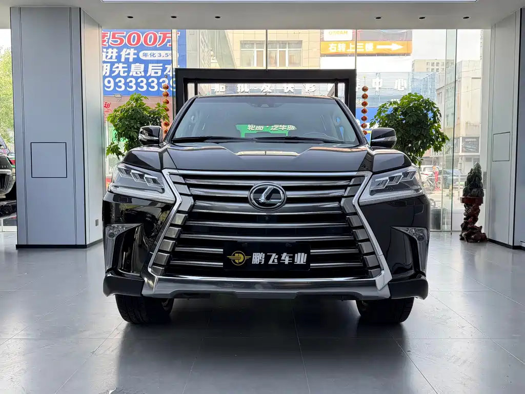 Lexus LX 2017 — фото 2
