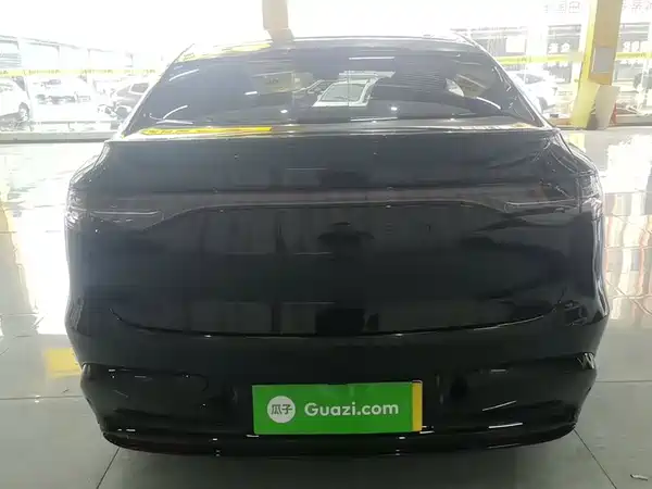Luxeed R7 2025