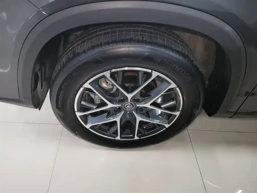 Changan CS75 PLUS 2023 — фото 23