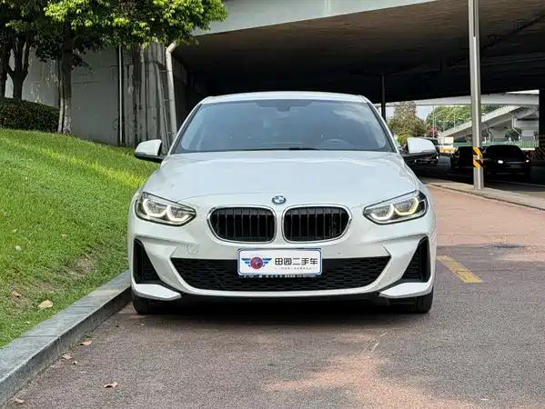 BMW 1 Series 2022