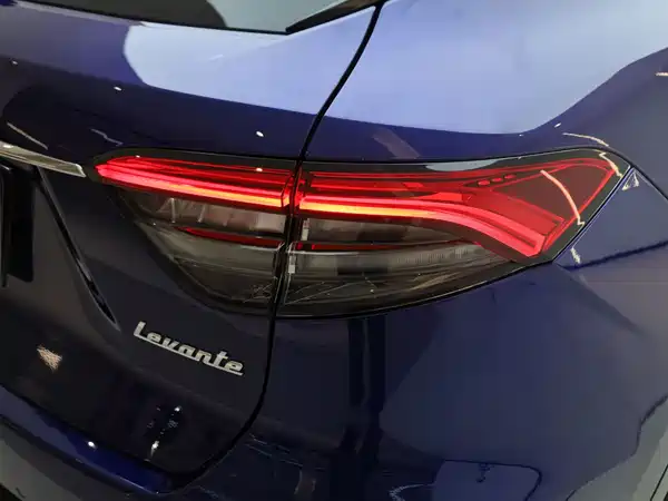 Maserati Levante 2023