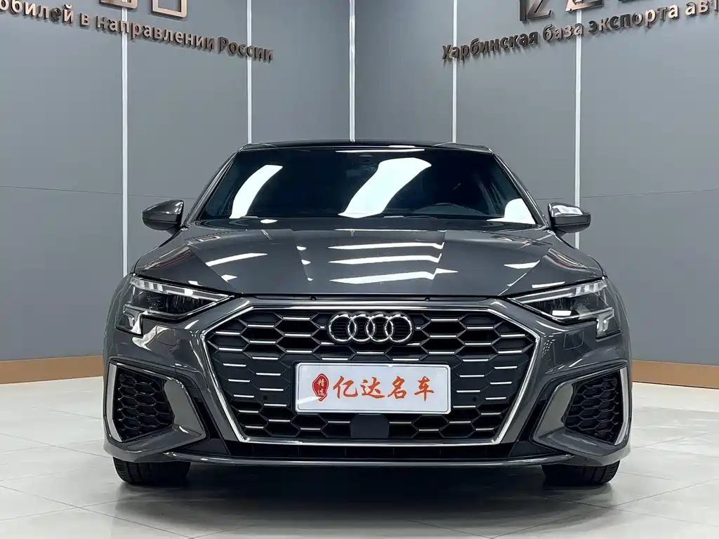 Audi A3 2023 — фото 2