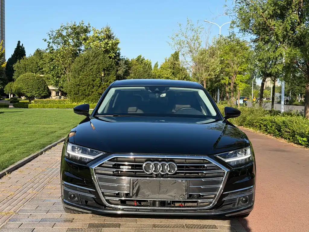 Audi A8 2022