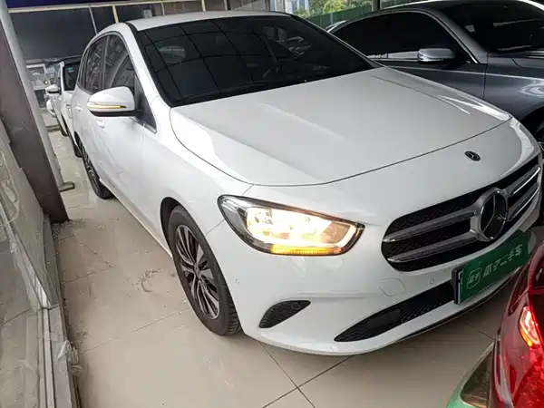 Mercedes-Benz B-Class 2022