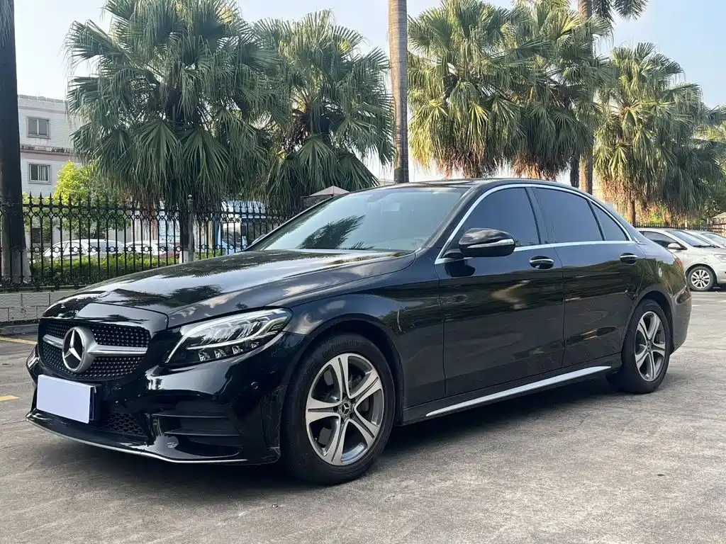 Mercedes-Benz C-Class 2019