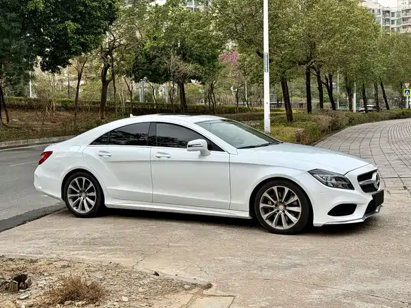 Mercedes-Benz CLS 2015