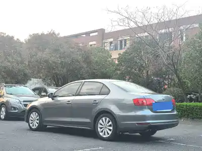 Volkswagen Sagitar 2014