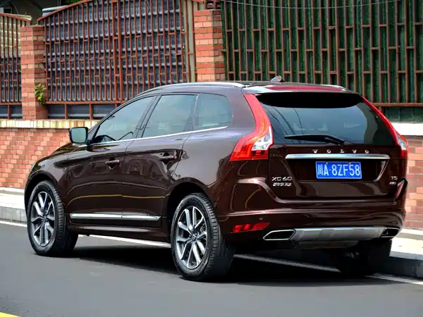 Volvo XC60 2015