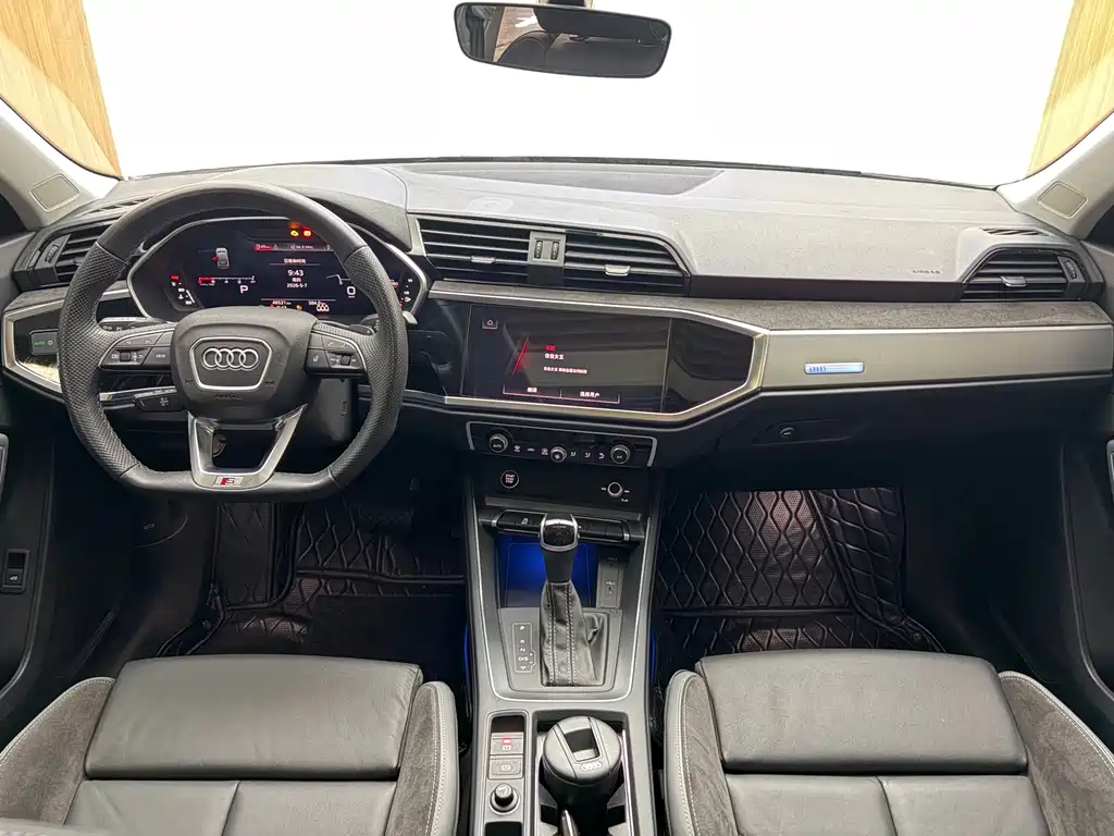 Audi Q3 Sportback 2022 — фото 12
