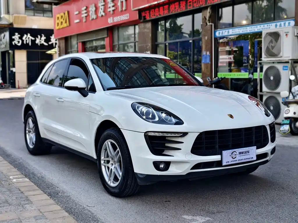 Porsche Macan 2017 — фото 3