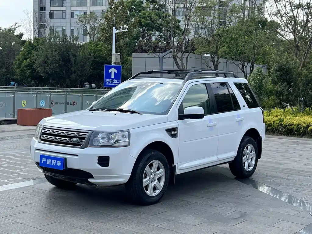 Land Rover Freelander 2 2014 — фото 1