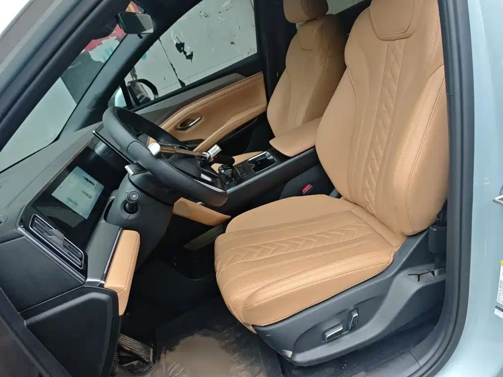 BYD Song L DM-i 2024 — фото 8
