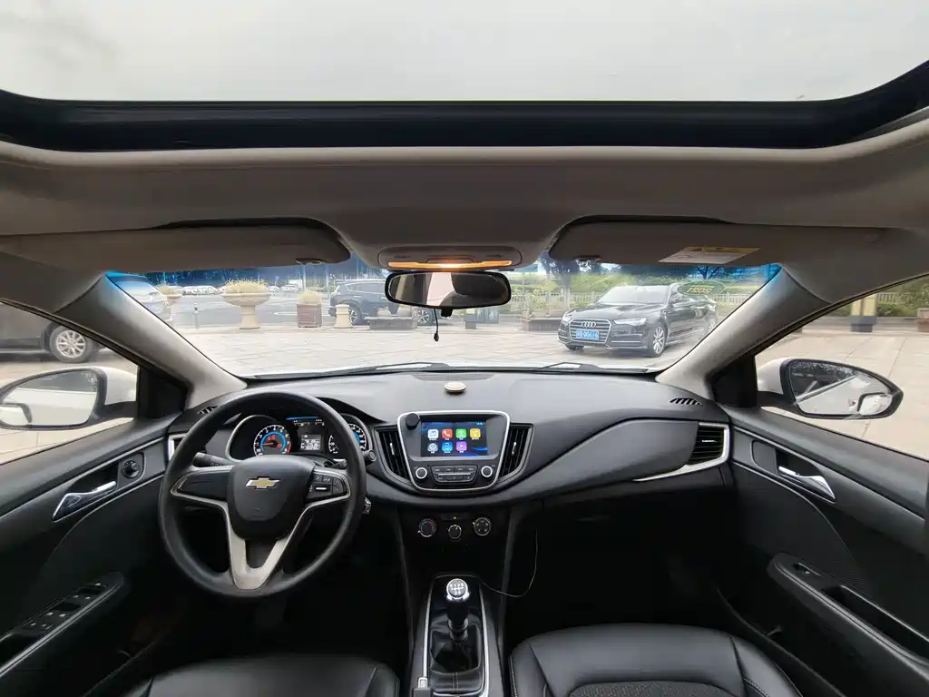 Chevrolet Cavalier 2016 — фото 10