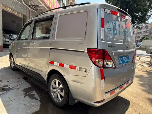 Changan Uno S 2015
