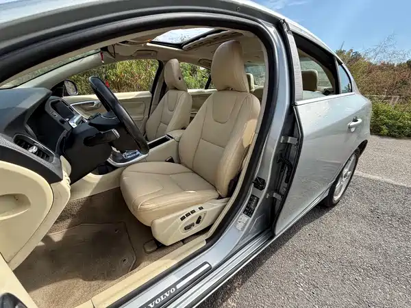 Volvo S60 2012