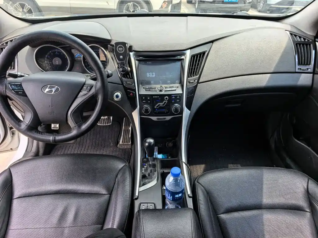 Hyundai Sonata 2014 — фото 10