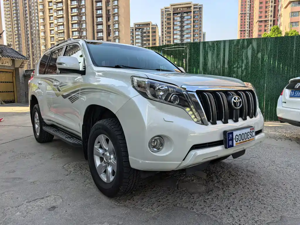 Toyota Prado 2016 — фото 3