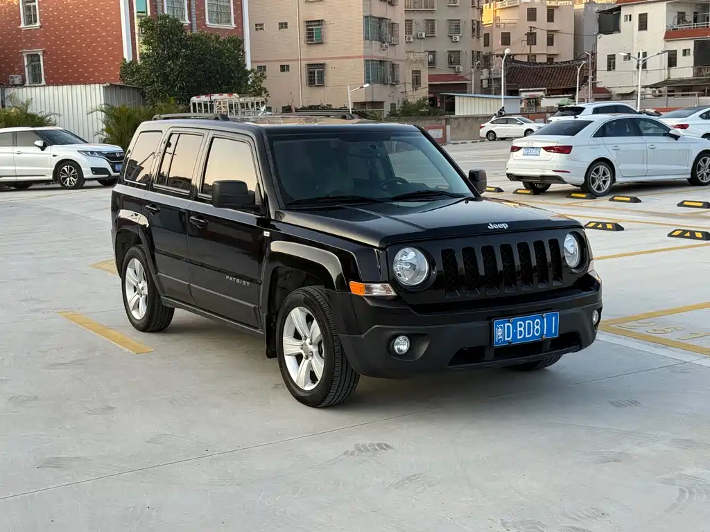 Jeep Patriot 2015 — фото 3