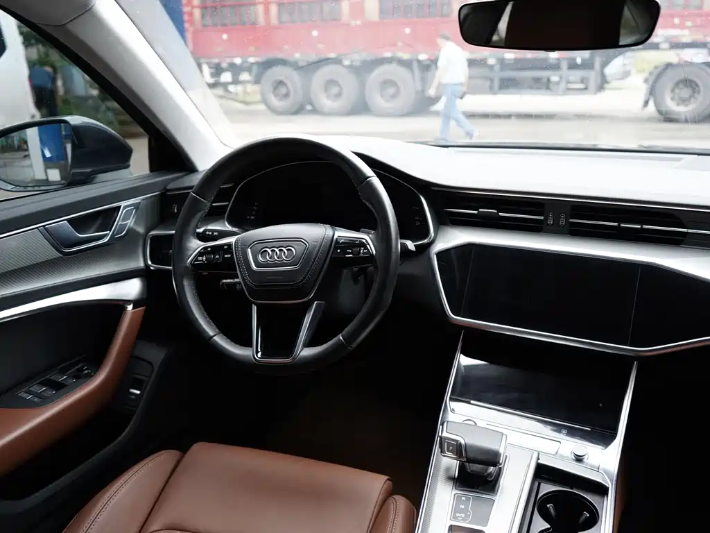 Audi A6L 2023 — фото 12