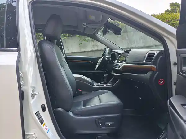 Toyota Highlander 2019