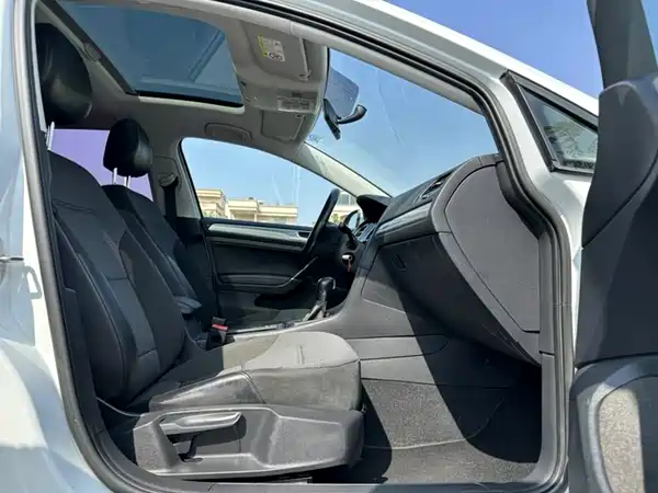 Volkswagen Golf 2018