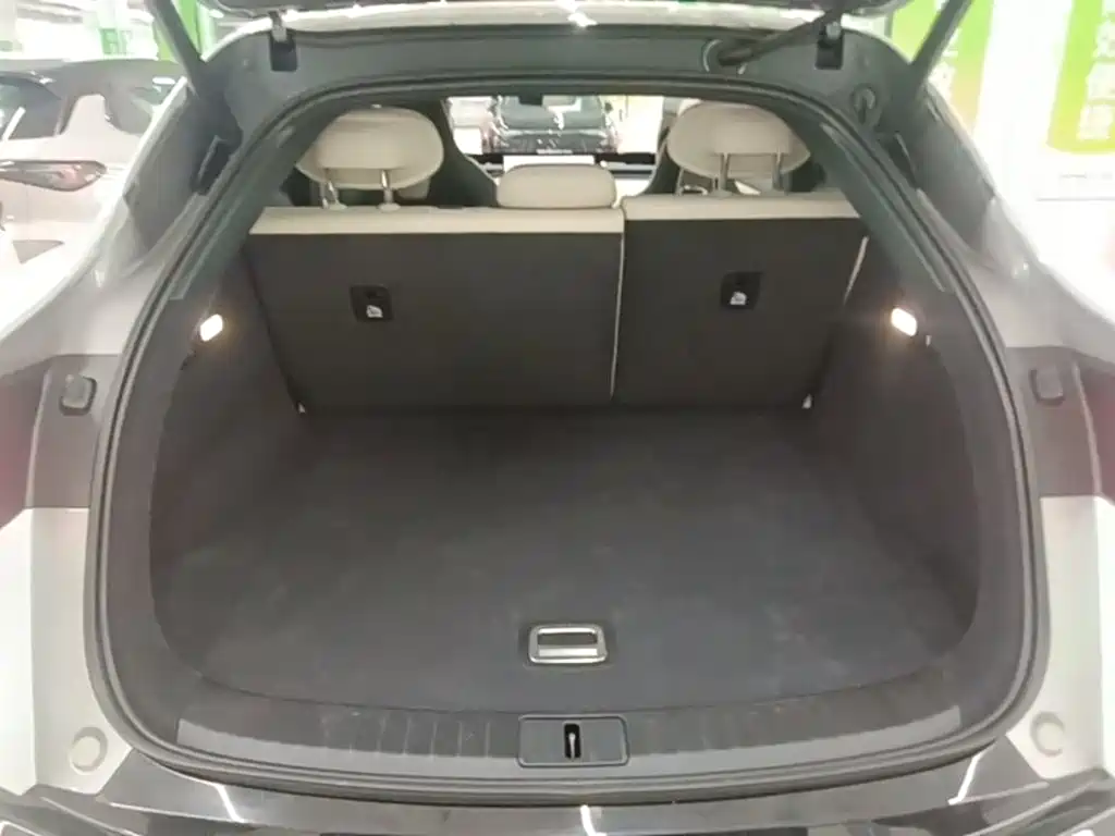 Xiaomi YU7 2026 — фото 19