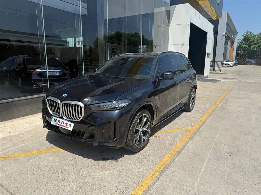 BMW X5 2024 — фото 1