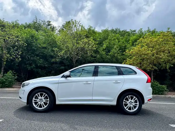 Volvo XC60 2015