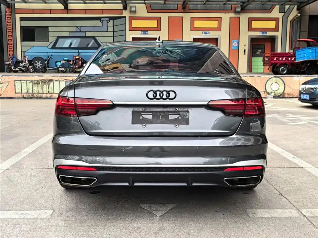 Audi A4L 2021 — фото 19