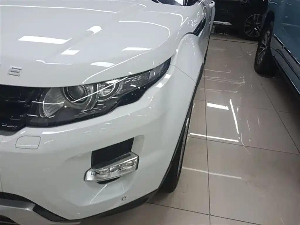 Land Rover Evoque 2014 — фото 24