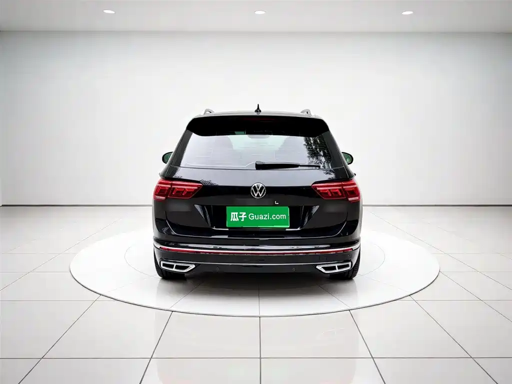 Volkswagen Tiguan L 2024
