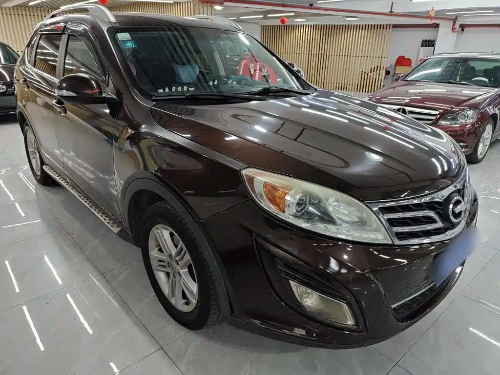 GAC Trumpchi GS5 2014 — фото 4