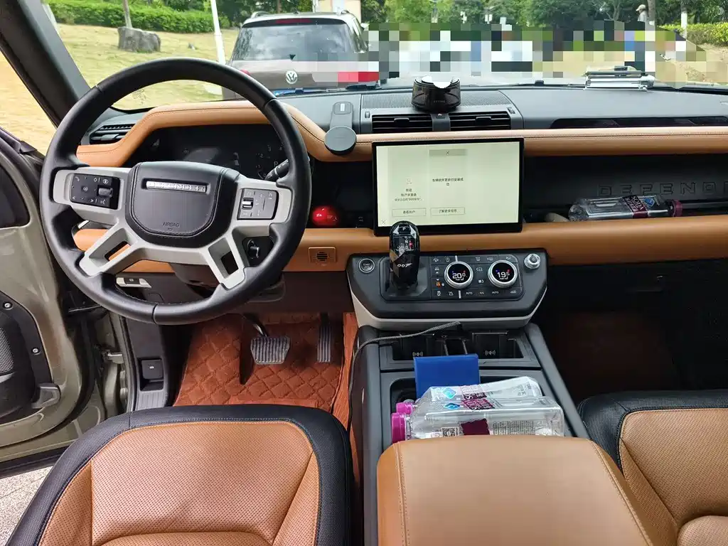 Land Rover Defender 2024 — фото 15
