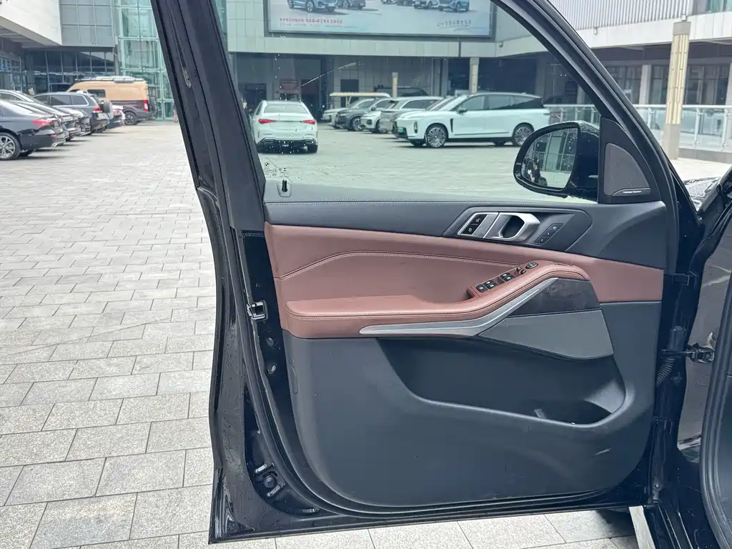 BMW X5 2021