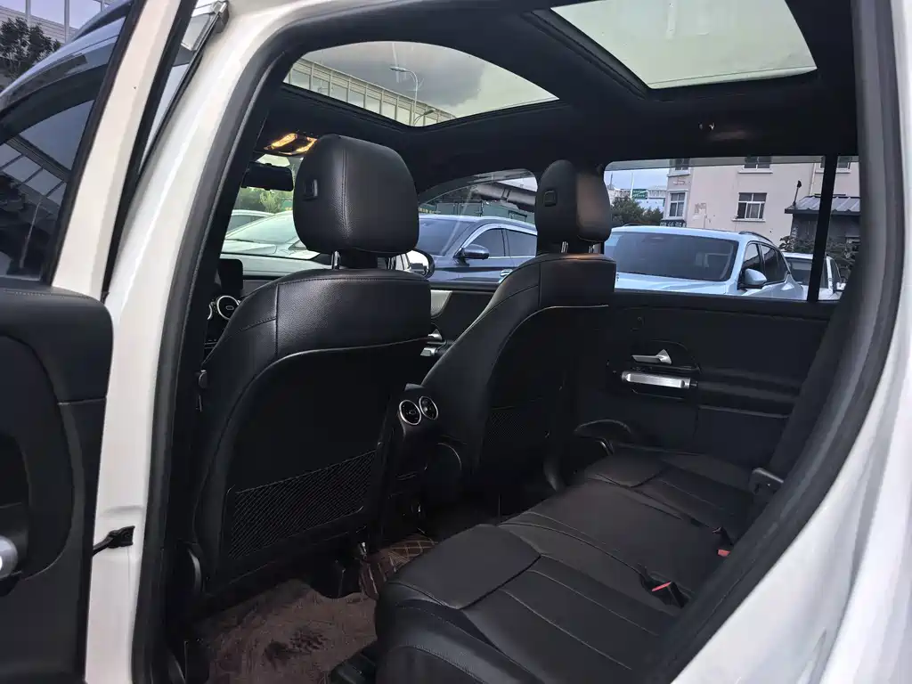 Mercedes-Benz GLB 2022