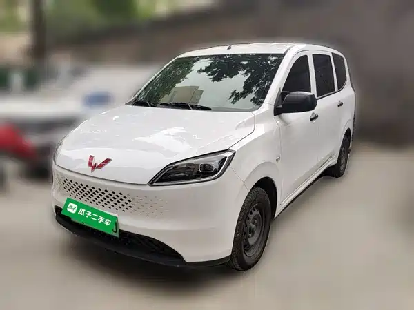Wuling Hongguang New Energy 2025